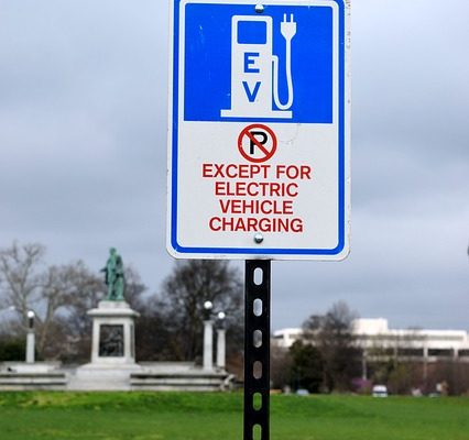 Comment charger une batterie de 12 volts à partir d'un allume-cigarette de voiture