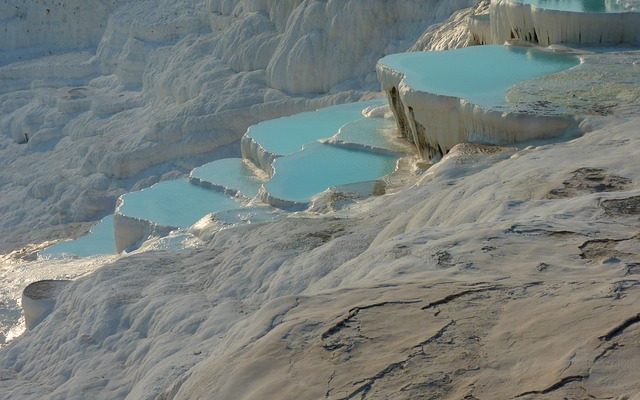 Comment le calcaire est-il utilisé pour neutraliser les sols ?