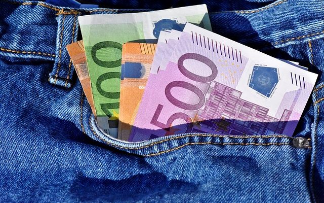 Des façons créatives d'offrir des billets d'emballage cadeau