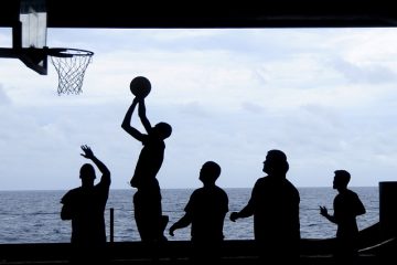 Jeux amusants à jouer à l'extérieur avec 4 personnes