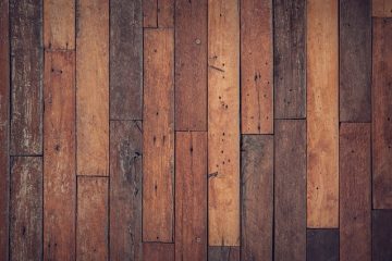 Comment fixer un copeau sur un plancher de bois laminé