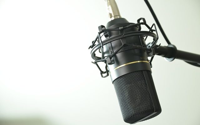 Comment configurer un microphone de studio