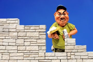 Comment construire des murs de pierre à l'aide de mortier de béton.