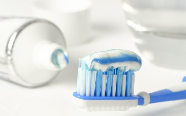 Comment se débarrasser de la moisissure sur une brosse à dents électrique