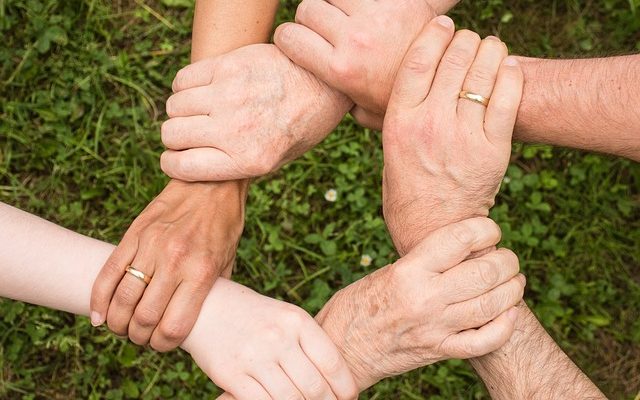 Les droits des grands-parents au Royaume-Uni à leurs petits-enfants