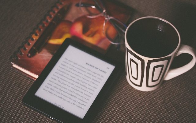 Comment charger des fichiers MOBI sur Kindle