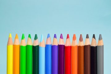 Comment enlever la peinture brillante d'un plancher de bois teinté