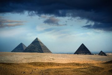 Comment faire une pyramide du modèle de Giza