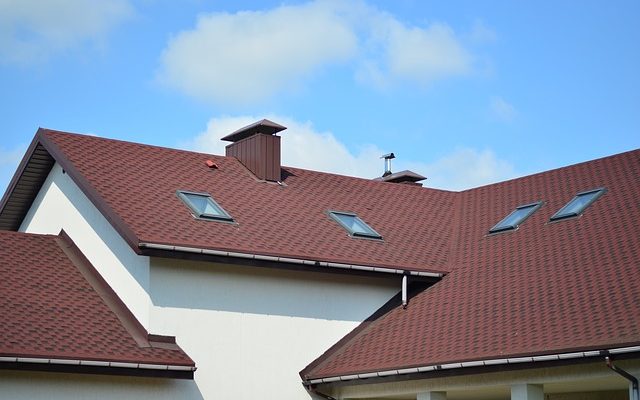 Le rehausseur de carreaux cachera-t-il les égratignures sur les carreaux d'ardoise ?