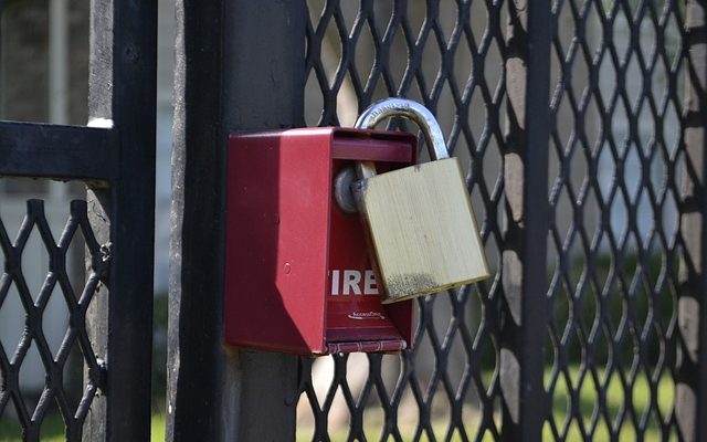 Comment sceller les portes intérieures