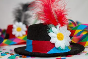 Idées de fête à thème de chapeau fou