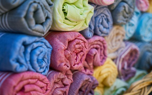 Qu'est-ce qui est mieux qu'une literie en polyester ou en coton ?