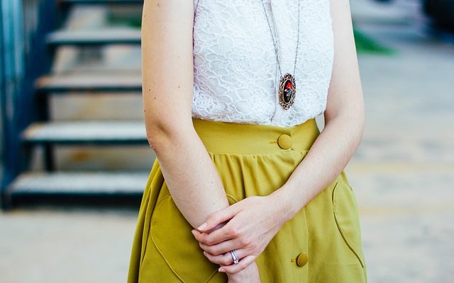 Styles décontractés pour les femmes dans la quarantaine.