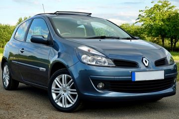 Comment retirer le phare de ma Clio ?