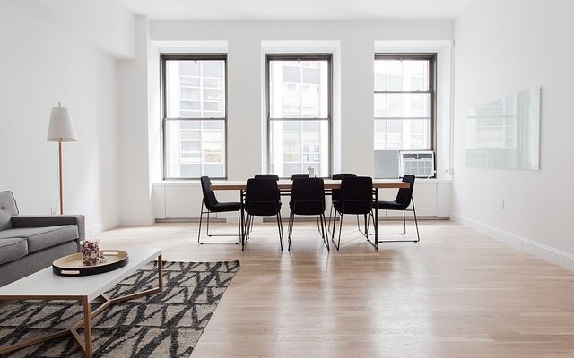 Pouvez-vous installer un tapis sur un parquet en chêne ?