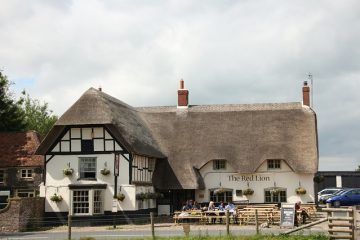 Comment décorer une maison Tudor anglaise