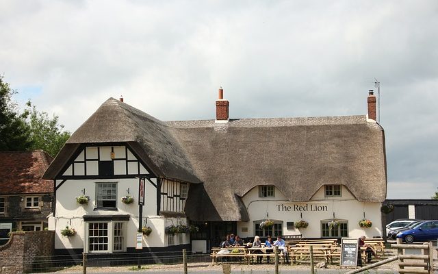 Comment décorer une maison Tudor anglaise