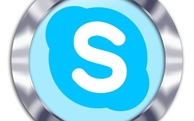 Comment parler à quelqu'un sur skype