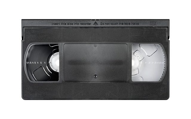 De quoi ai-je besoin pour mettre des cassettes VHS sur DVD ?