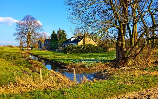 Comment construire une maison sur une pente de 45 degrés