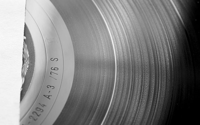 Comment enlever la sève d'arbre du vinyle