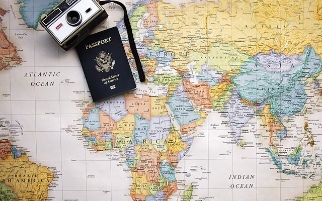 Comment reconnaître un faux passeport étranger