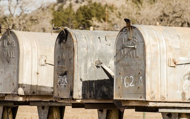 Quelle est la loi fédérale pour l'ouverture du courrier qui ne vous est pas adressé ?