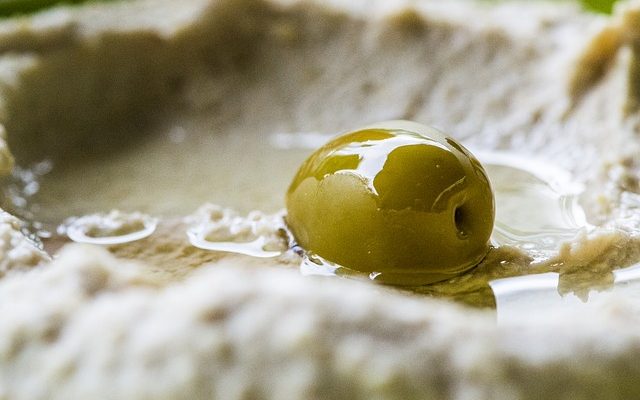 Comment assombrir les bottes en cuir avec de l'huile d'olive