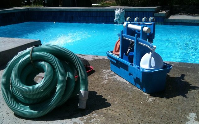 Comment débloquer les tuyaux de la piscine