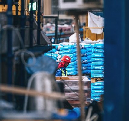 Comment installer des clôtures dans une entrée de garage