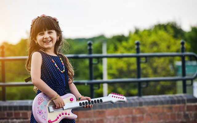 Chansons de la flûte à bec pour les enfants à jouer