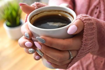 Comment enlever le vernis à ongles des vêtements en coton