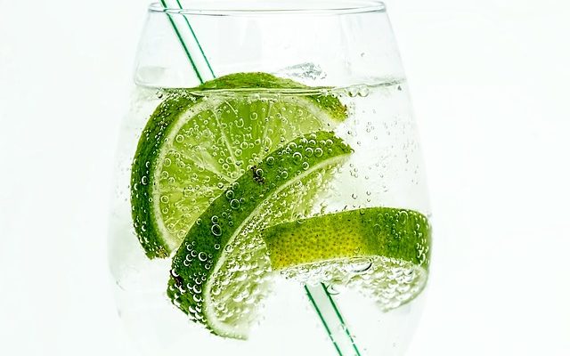 Comment faire de la liqueur de citron vert