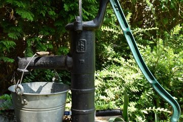 Comment faire un filtre d'aquarium de bricolage avec un seau Gallon Bucket