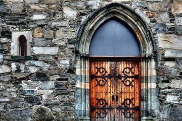 Comment remplacer une plaque de seuil de porte extérieure ?