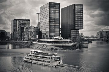 Différence entre un bateau de rivière et un bateau de mer