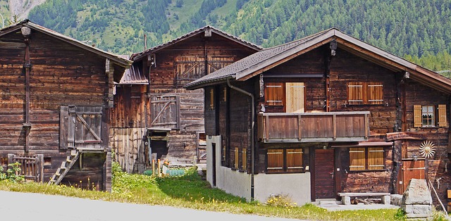 Pourquoi est-ce que ma maison craque pop ?