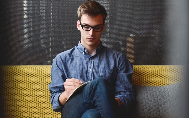 Comment enlever le moule d'un canapé