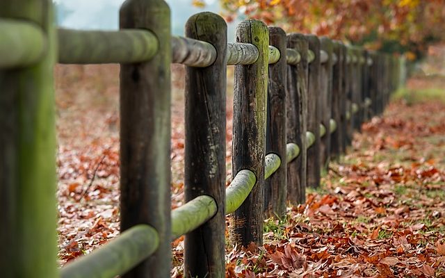 Comment ériger une clôture de style ranch