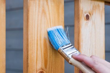 Mobilier d'extérieur : Huile contre vernis à l'huile.