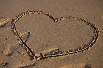 Comment mélanger le sable dans la peinture pour une bonne traction