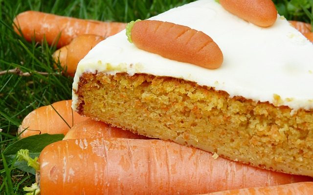 Comment rouler le Fondant sur un gâteau croisé