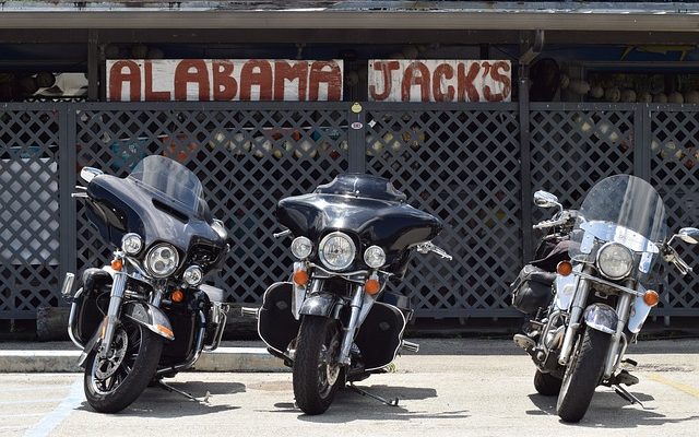 Motocyclettes ou voitures pour le kilométrage d'essence