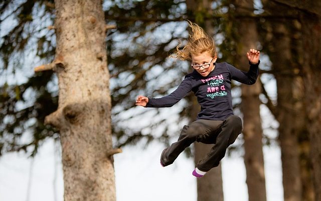 Comment installer un trampoline au niveau du sol