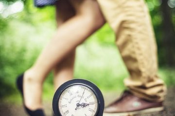 Comment réinitialiser la trotteuse d'une montre chronographe à fossile