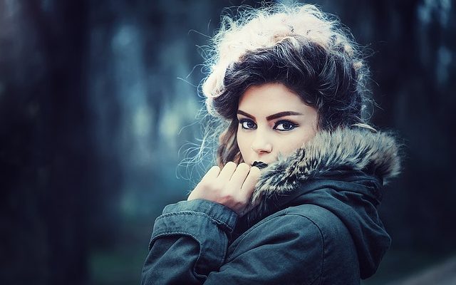 Le meilleur maquillage pour les femmes de plus de 50 ans.