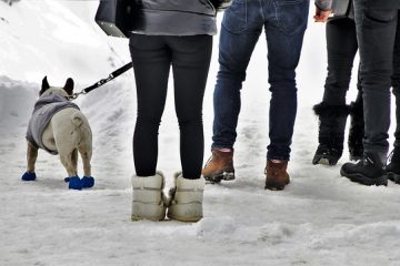 Quel type de vêtements les femmes portaient au début des années 60 ?