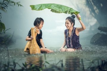 Qu'est-ce qui est considéré comme de la famille immédiate pour les congés funéraires ?