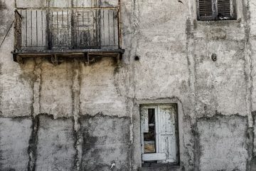 Comment remplacer une poignée de porte intérieure