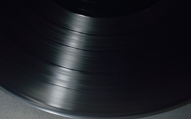 Comment convertir des disques vinyle en CD sans avoir à se connecter à un PC